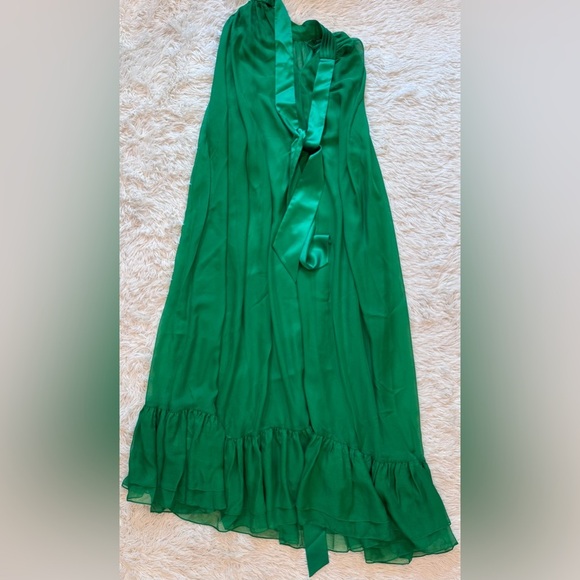 NEW ALICE + OLIVIA Lanelle Maxi Cape Dress in emerald green Chiffon Sz M - Picture 5 of 9
